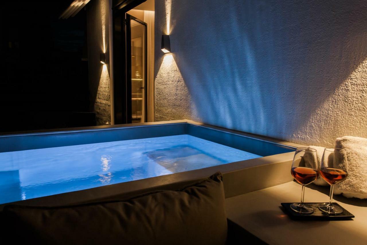 *** Boutique Syntagma Apartment W/ Plunge Pool *** Athen Exterior foto