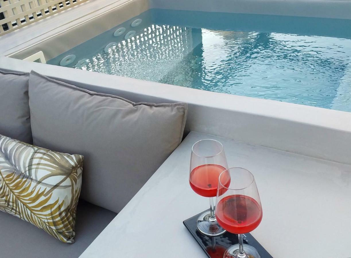 *** Boutique Syntagma Apartment W/ Plunge Pool *** Athen Exterior foto